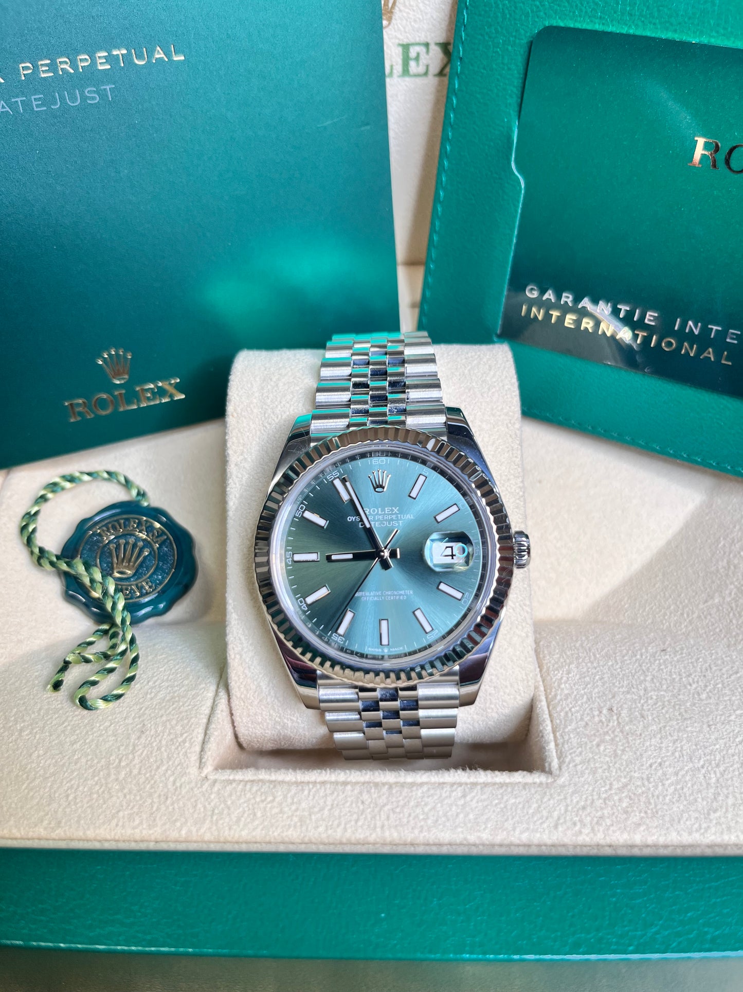 2023 DJ41 Mint Green