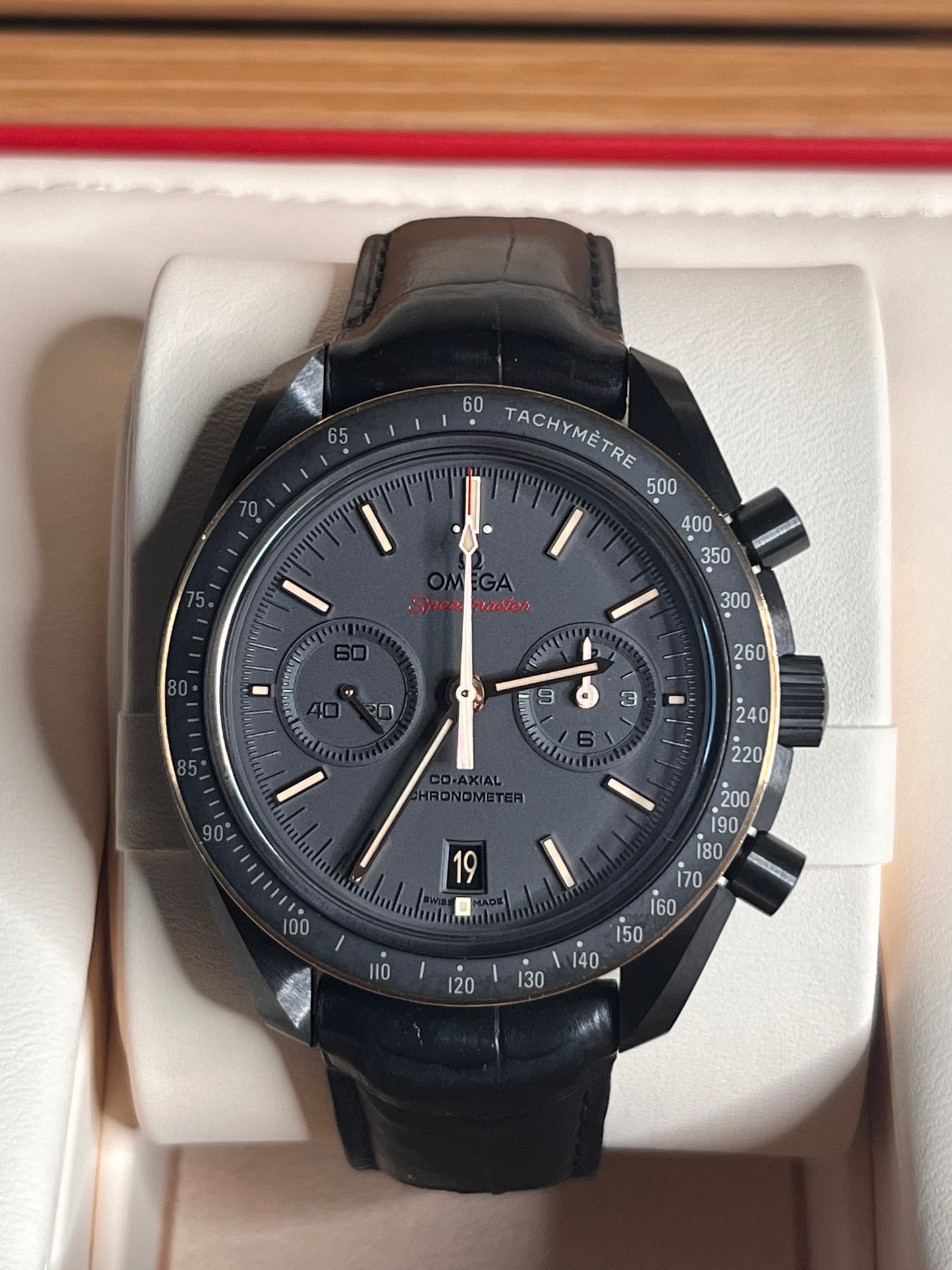 2016 Omega Dark side of moon